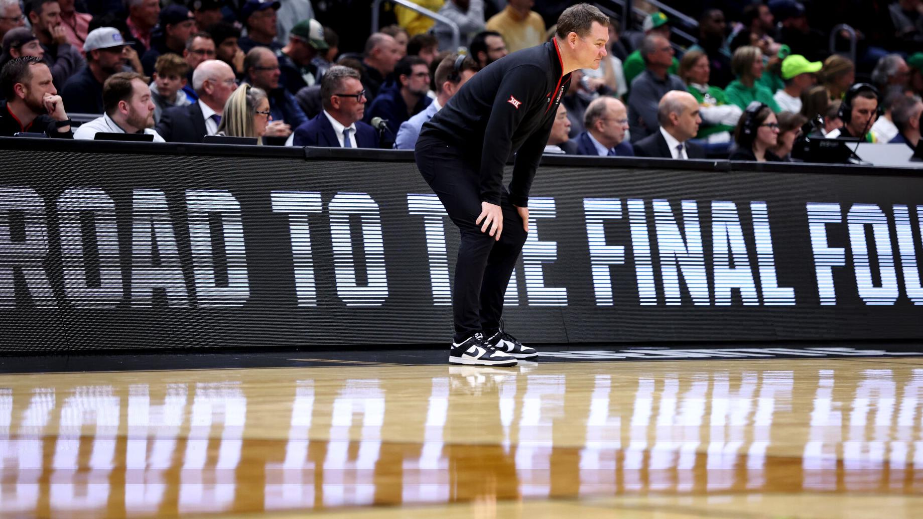 As college hoops shifts awkwardly away from amateurism, Big 12 coaches are in the dark